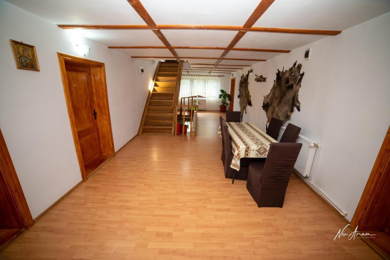 Casa Binu Arieşeni Exterior foto