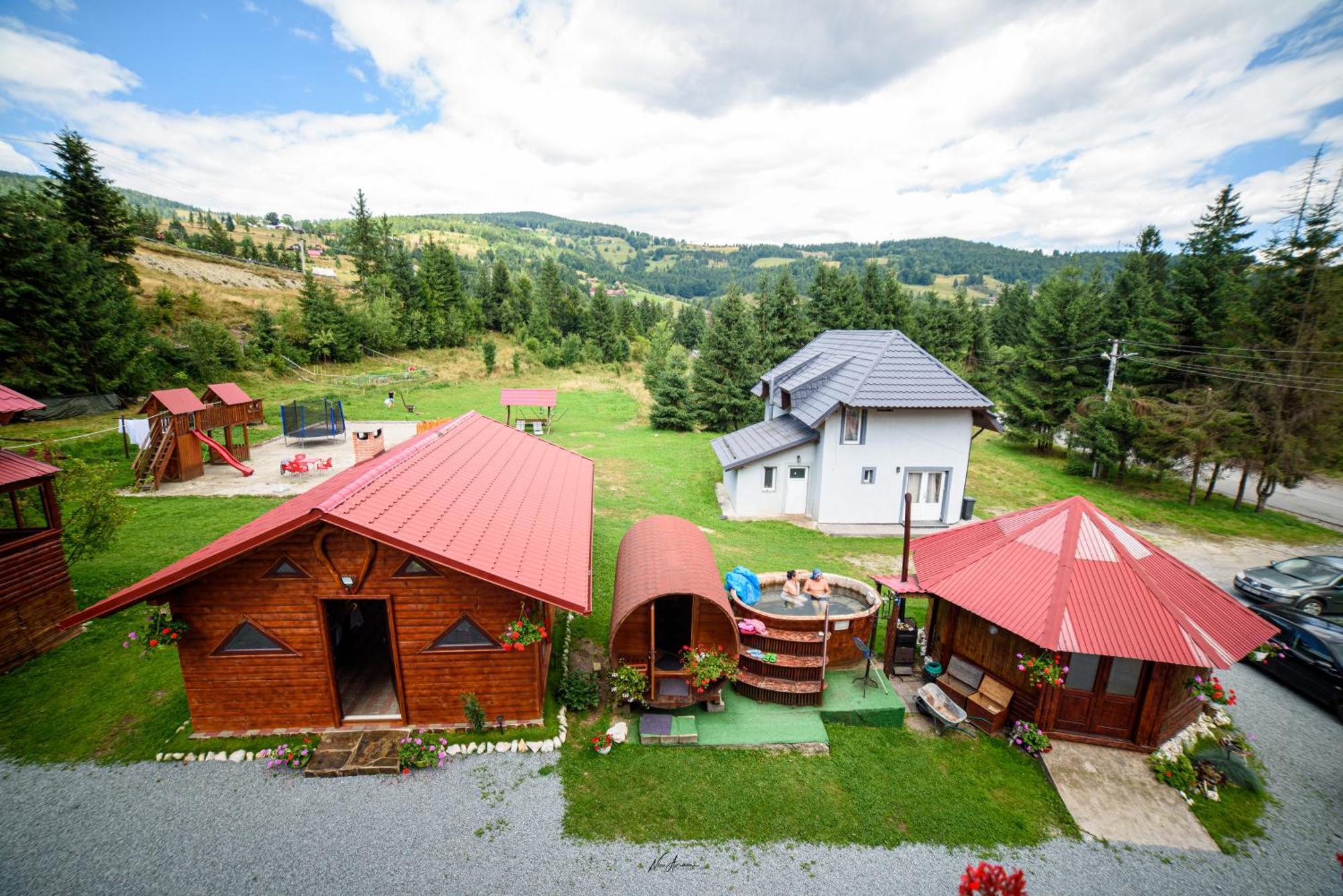 Casa Binu Arieşeni Exterior foto