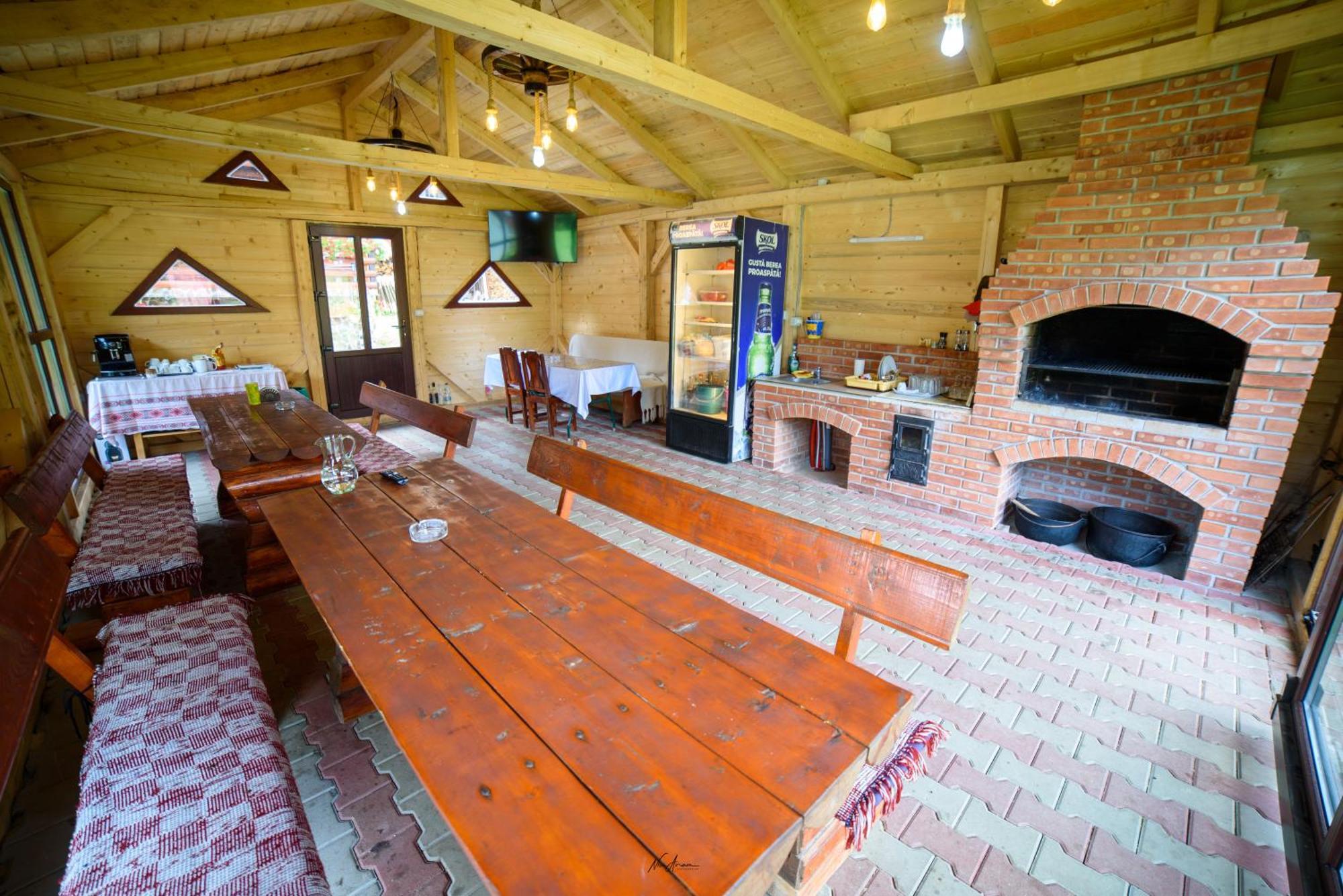 Casa Binu Arieşeni Exterior foto